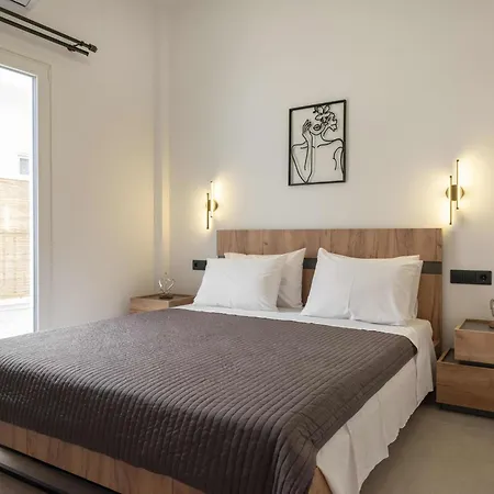 Parikia's Urban Oasis *