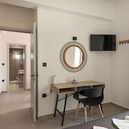 Vakantiehuis Parikia's Urban Oasis Páros
