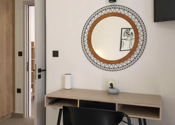 Parikia's Urban Oasis Holiday home *