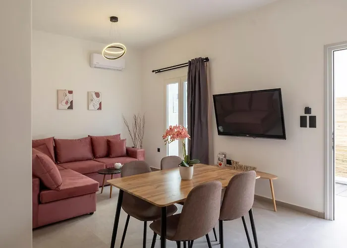 Holiday home Parikia's Urban Oasis