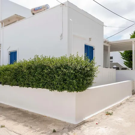 Сasa de vacaciones Parikia's Urban Oasis Páros