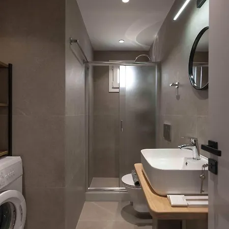 Parikia's Urban Oasis * Parikia (Paros)