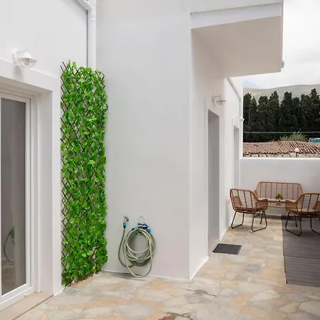 Parikia's Urban Oasis Parikia (Paros)