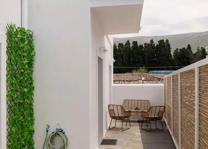 Parikia's Urban Oasis Сasa de vacaciones