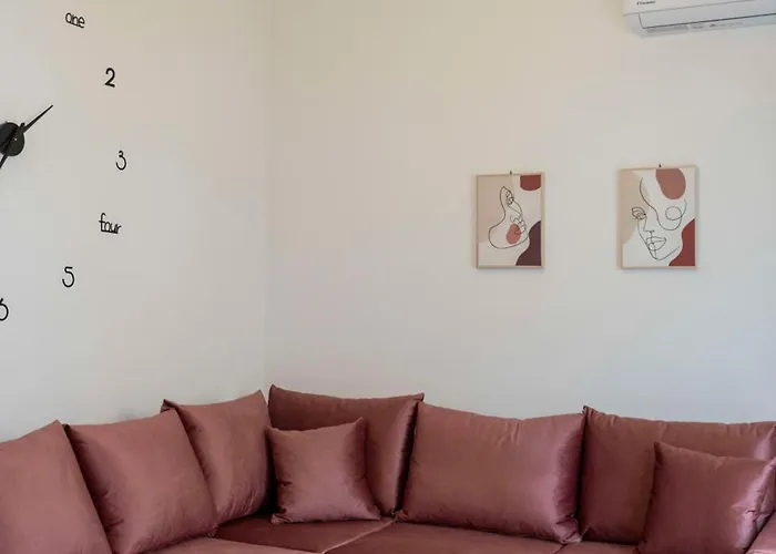 Dom wakacyjny Parikia's Urban Oasis *