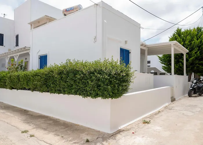 Сasa de vacaciones Parikia's Urban Oasis Páros