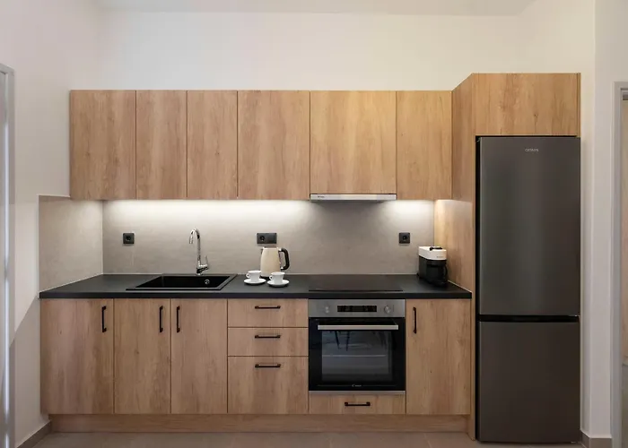 Parikia's Urban Oasis * Páros