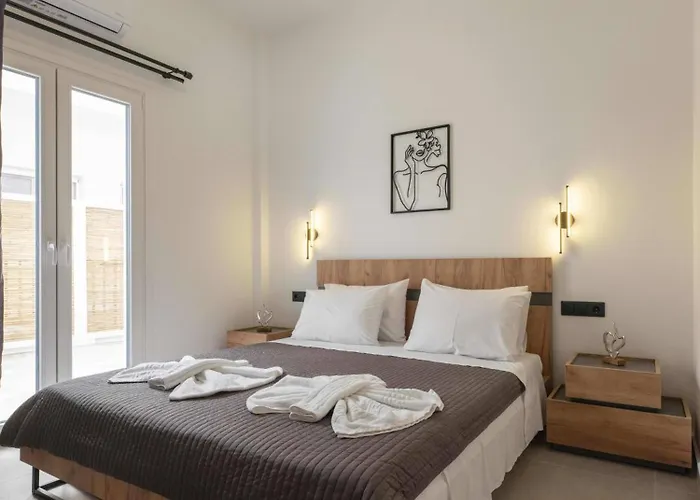 Parikia's Urban Oasis